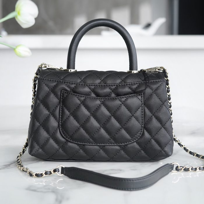 CHANEL カーフレザー ブラック×ゴールド チェーンバッグ クラシック ヴィンテージ 24×14×9cm サイズ:24×14×9cm