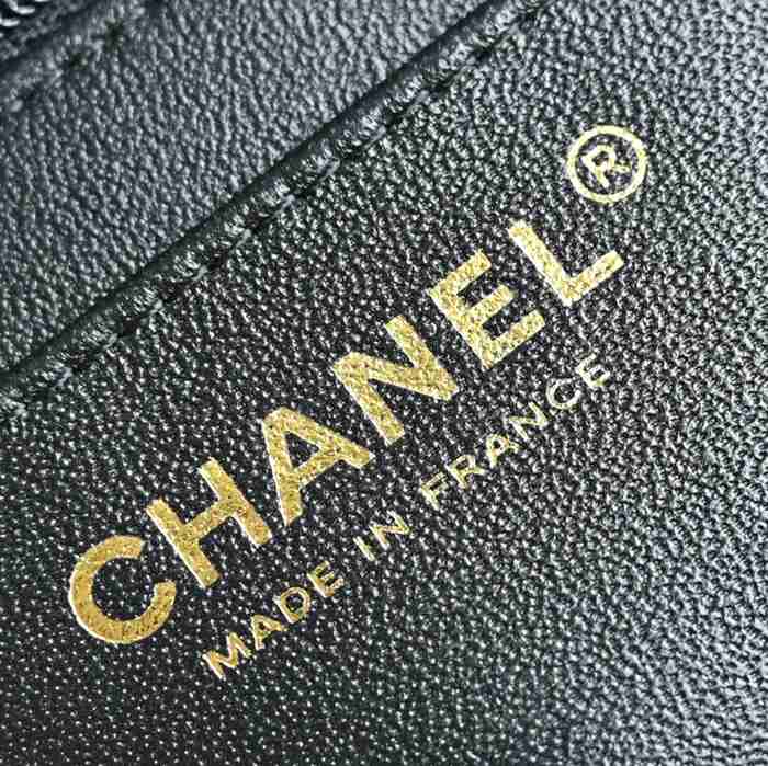 CHANEL ラムレザー ブラック×ホワイト×ゴールド 17×13.5×8cm サイズ:17×13.5×8cm