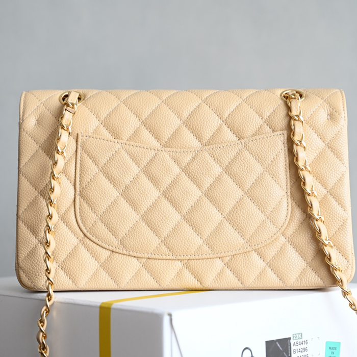 CHANEL ラムレザー ホワイト×ゴールド 中 25.5×15.5×6.5cm サイズ:25.5×15.5×6.5cm