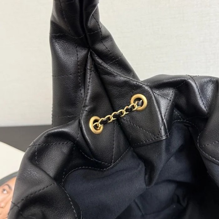 CHANEL 99532 カーフレザー ショルダーバッグ 29×18×12cm サイズ:29×18×12cm