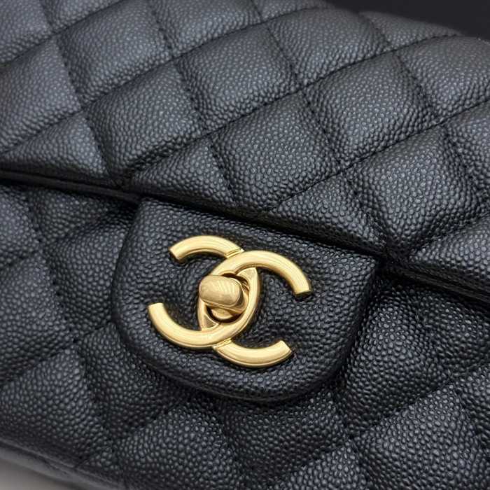 CHANEL AS5702 ラムレザー 菱格紋 ブラック×ゴールド 斜め掛けバッグ クラシック ヴィンテージ 22.5×13.5×6cm サイズ:22.5×13.5×6cm