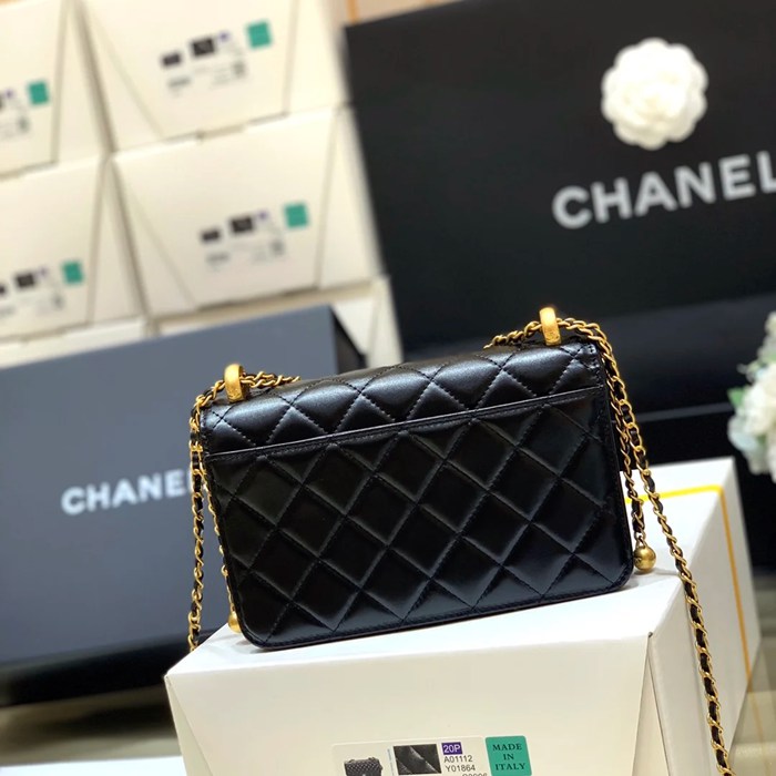 CHANEL AP2289 カーフレザー ブラック×ホワイト×レッド×グリーン×ゴールド 斜め掛けバッグ 19×12×3.5cm サイズ:19×12×3.5cm
