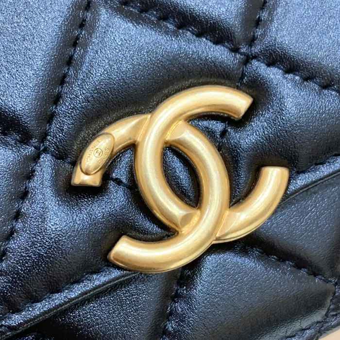 CHANEL AP2289 カーフレザー ブラック×ホワイト×レッド×グリーン×ゴールド 斜め掛けバッグ 19×12×3.5cm サイズ:19×12×3.5cm