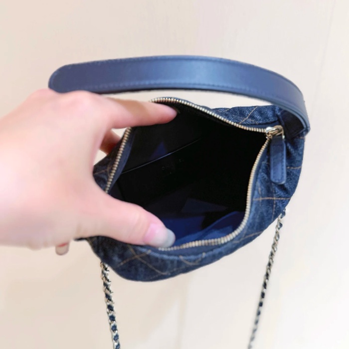 CHANEL デニム 斜め掛けバッグ クラシック 春夏 21.5×19×6cm サイズ:21.5×19×6cm