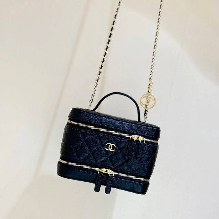 CHANEL カーフレザー 荔枝紋 ブラック×ゴールド 斜め掛けバッグ クラシック 17×13×9cm サイズ:17×13×9cm
