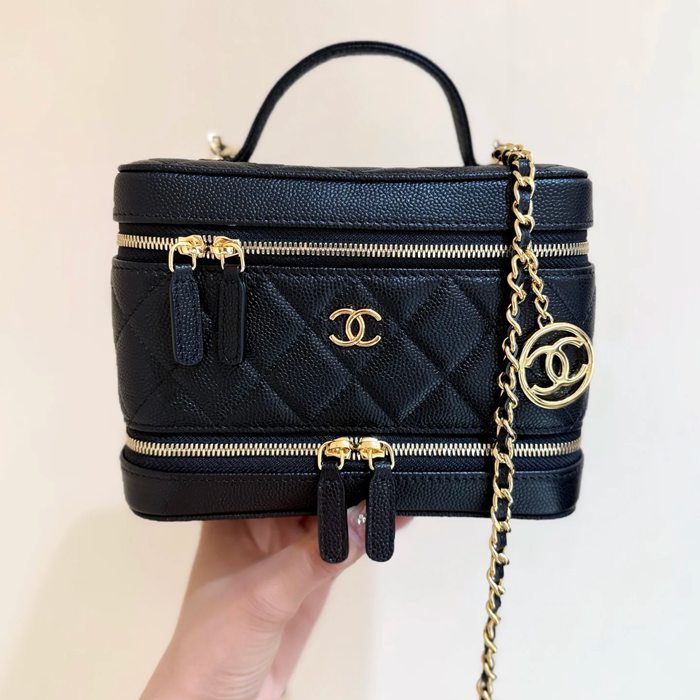 CHANEL カーフレザー 荔枝紋 ブラック×ゴールド 斜め掛けバッグ クラシック 17×13×9cm サイズ:17×13×9cm