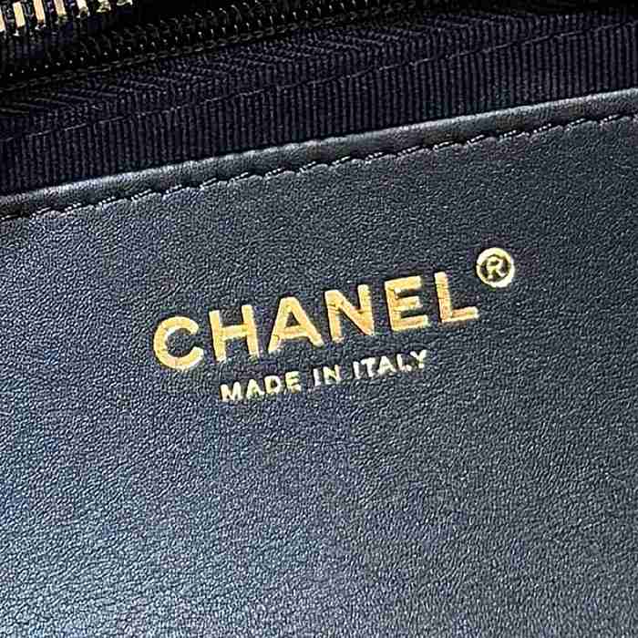 CHANEL ナイロン デニム ブラック×ゴールド ショルダーバッグ ファッショナブル 中 38×29×5cm サイズ:38×29×5cm