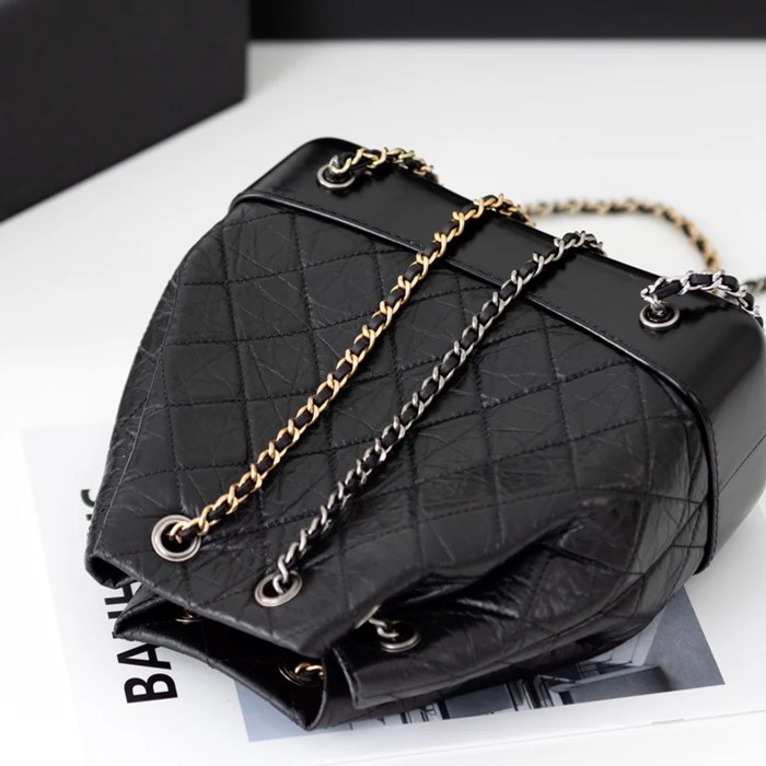 CHANEL A93820 カーフレザー ゴールド リュックサック 最高級品 23×22.5×10.5cm サイズ:23×22.5×10.5cm