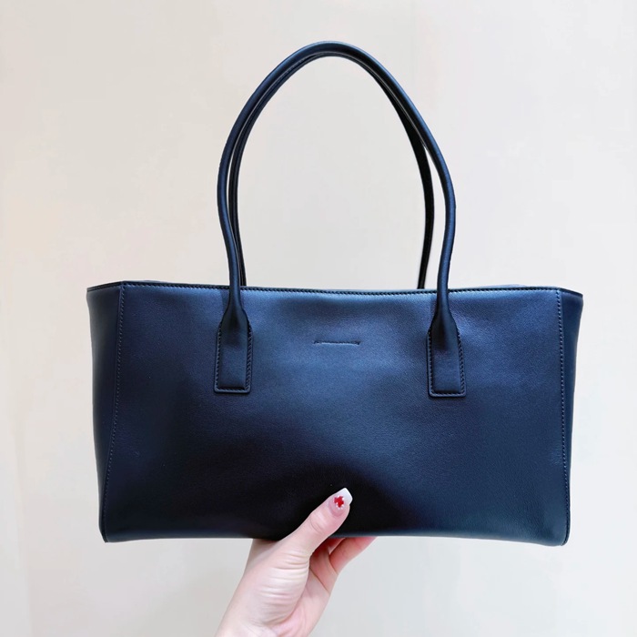 CHANEL カーフレザー ショルダーバッグ クラシック 春夏 39×20×13cm サイズ:39×20×13cm