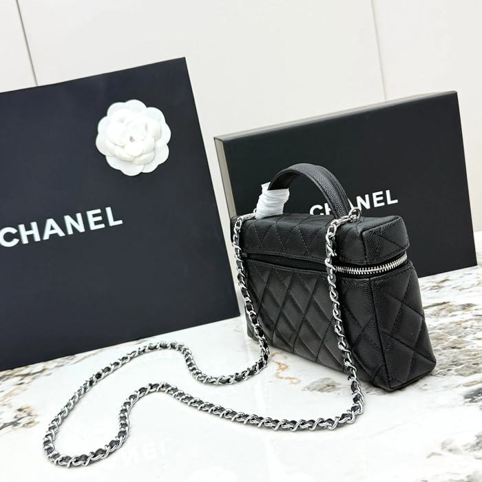 CHANEL AP4854 カーフレザー プレス シルバー×ゴールド 斜め掛けバッグ クラシック ファッショナブル 19.5×17×5cm サイズ:19.5×17×5cm