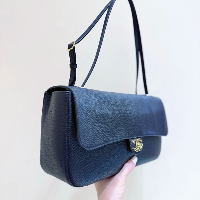 CHANEL AS6231 カーフレザー 荔枝紋 レッド ショルダーバッグ 有名人同款 ファッショナブル 32×19.5×10cm サイズ:32×19.5×10cm