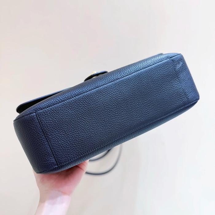 CHANEL AS6231 カーフレザー 荔枝紋 レッド ショルダーバッグ 有名人同款 ファッショナブル 32×19.5×10cm サイズ:32×19.5×10cm