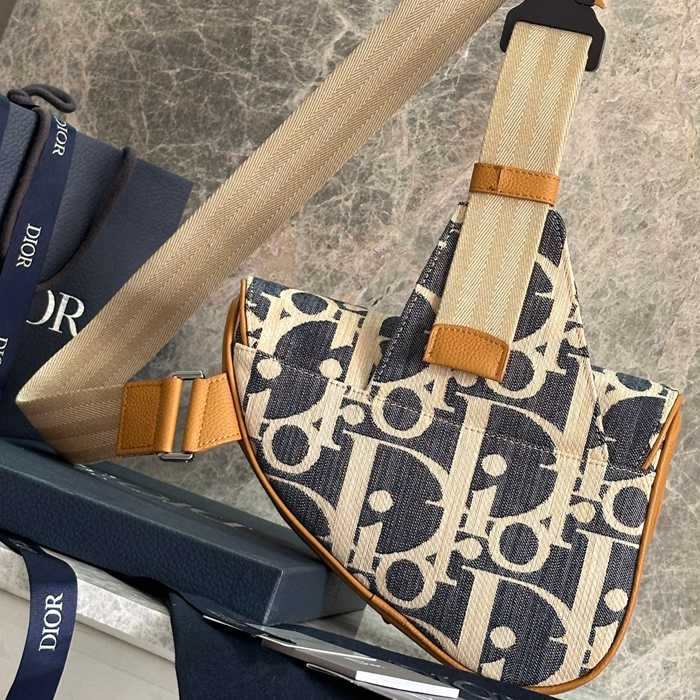 DIOR 93305 カーフレザー、レザー、オブリーク プリント、刺繍、レター ブルー、ブラウン、ゴールド 斜め掛けバッグ、ショルダーバッグ、サドルバッグ クラシック サイズ:27x20cm