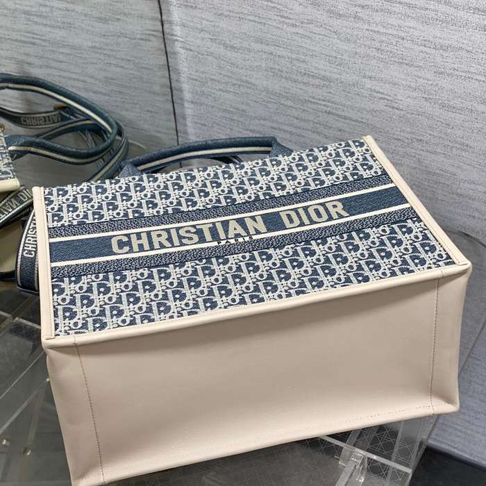 DIOR 8005 カーフレザー 刺繍、レター ホワイト、ブルー 斜め掛けバッグ、トートバッグ 中 クラシック 36.0x27.0x16.0cm サイズ:36x27x16cm