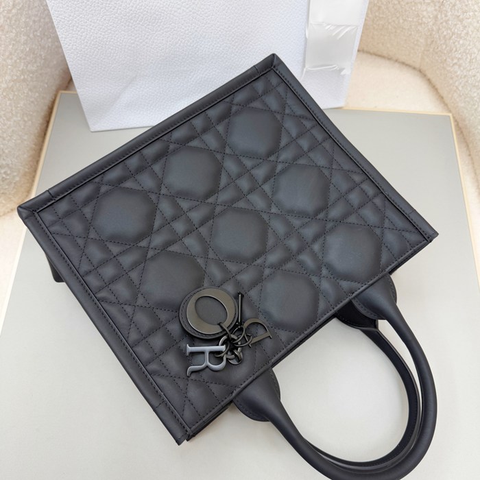DIOR 8004 カーフレザー、レザー グレンチェック、レター ブラック、ゴールド、ベージュ ショルダーバッグ、ハンドバッグ、ハンドバッグ 小 クラシック サイズ:26.5x21x14cm