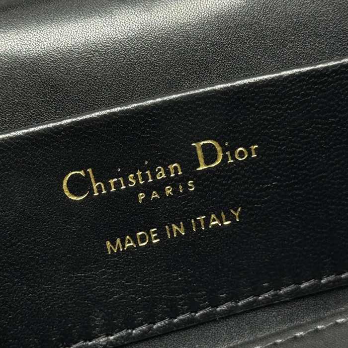 DIOR 0820 ラムレザー、レザー レター ブラック、ゴールド、ベージュ 斜め掛けバッグ、ショルダーバッグ、ハンドバッグ ミニ 新作 16.5x9.5x8.0cm サイズ:16.5x9.5cm