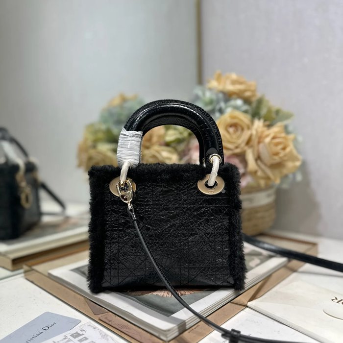 DIOR 0505 スエード、チェーン ブラック、ベージュ 斜め掛けバッグ、ショルダーバッグ、ハンドバッグ ミニ 17.0x15.0x7.0cm サイズ:17x15cm