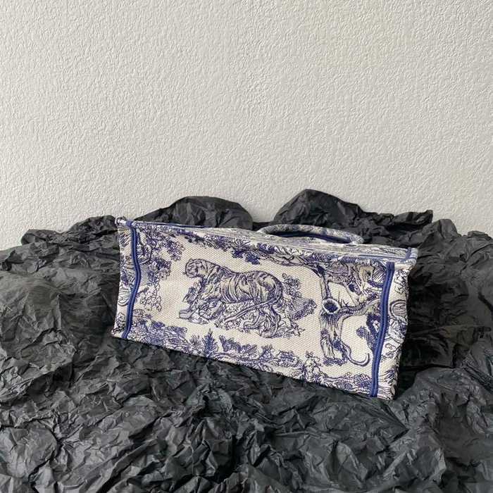 DIOR 刺繍、モノグラム、フラワー ブルー、グレー ハンドバッグ、トートバッグ 中 ヴィンテージ 36.0x27.0x16.0cm サイズ:36x27x16cm