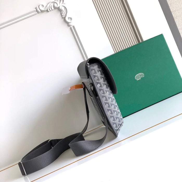 GOYARD 6601 斜め掛けバッグ、メッセンジャーバッグ、ハンドバッグ クラシック 32x25cm サイズ:32x25cm
