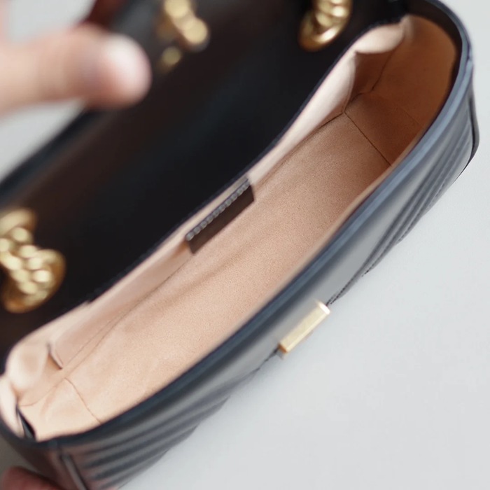 GUCCI 446744 カーフレザー チェーンバッグ GG、マルモント 23x14cm サイズ:23x14cm
