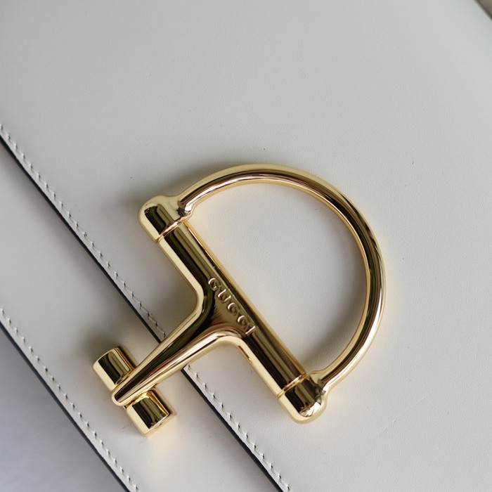 GUCCI 846705 レザー ホワイト、ゴールド ショルダーバッグ 馬銜、クラシック 22cm サイズ:22.5x14x8cm