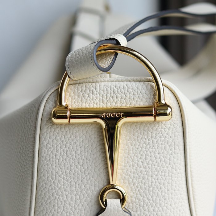 GUCCI 862530 カーフレザー、レザー ショルダーバッグ 馬銜 38cm サイズ:8X20X15cm