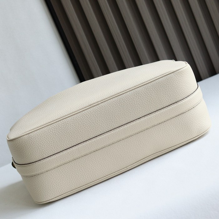 GUCCI 862530 カーフレザー、レザー ショルダーバッグ 馬銜 38cm サイズ:8X20X15cm