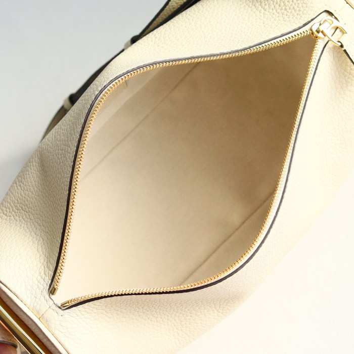 GUCCI 860787 カーフレザー、レザー ホワイト ショルダーバッグ 馬銜 32x17x12cm サイズ:32x17x12cm