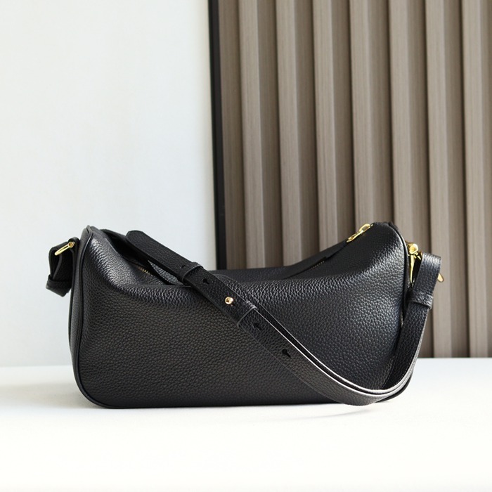GUCCI 860787 カーフレザー、レザー ブラック ショルダーバッグ 馬銜 32x17x12cm サイズ:32x17x12cm