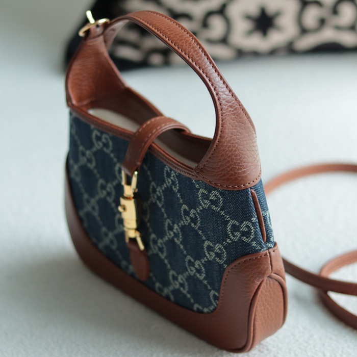GUCCI 637092 デニム 脇下バッグ 限定 19cm サイズ:19x13x3cm