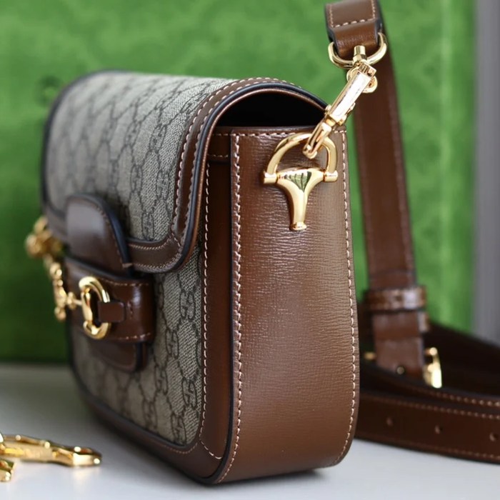 GUCCI 658574 キャンバス 斜め掛けバッグ 20x14cm サイズ:20.5x14x5cm