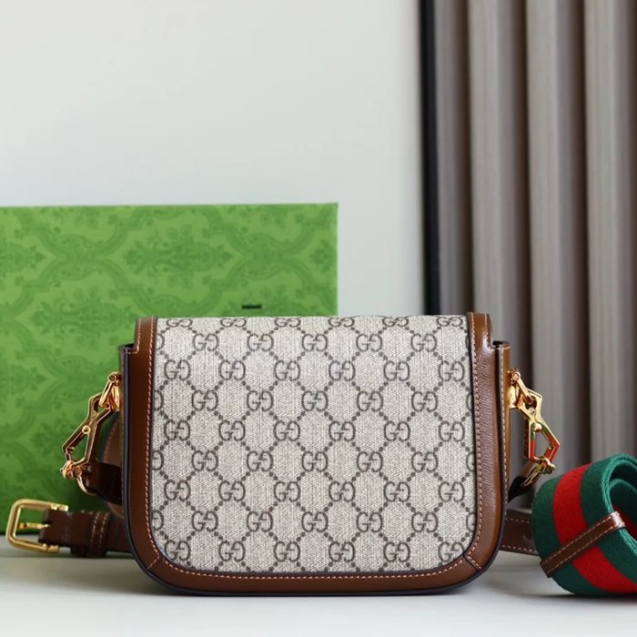 GUCCI 658574 キャンバス 斜め掛けバッグ 20x14cm サイズ:20.5x14x5cm