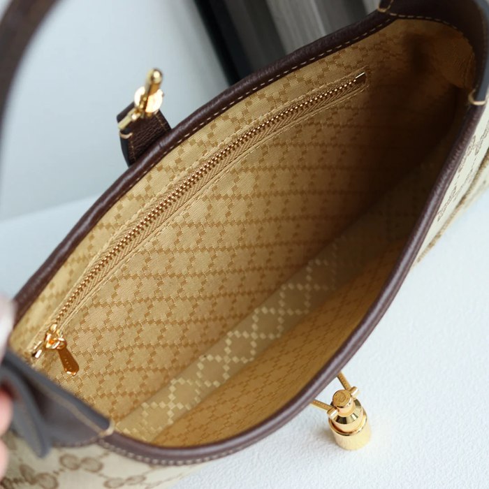 GUCCI 863137 レザー ベージュ 斜め掛けバッグ、ハンドバッグ 27x13cm サイズ:27x13cm