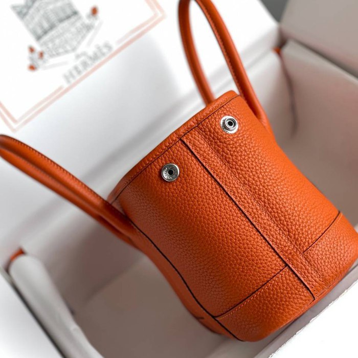 HERMES ガーデン カーフレザー オレンジ ハンドバッグ セミハンドメイド 18cm Garden サイズ:18cm