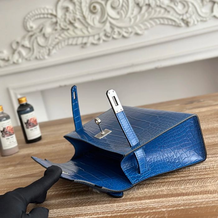 HERMES ケリー 22cm カーフレザー ワニ紋 ショルダーバッグ セミハンドメイド 金具シルバー 22cm Kelly 22cm サイズ:22cm