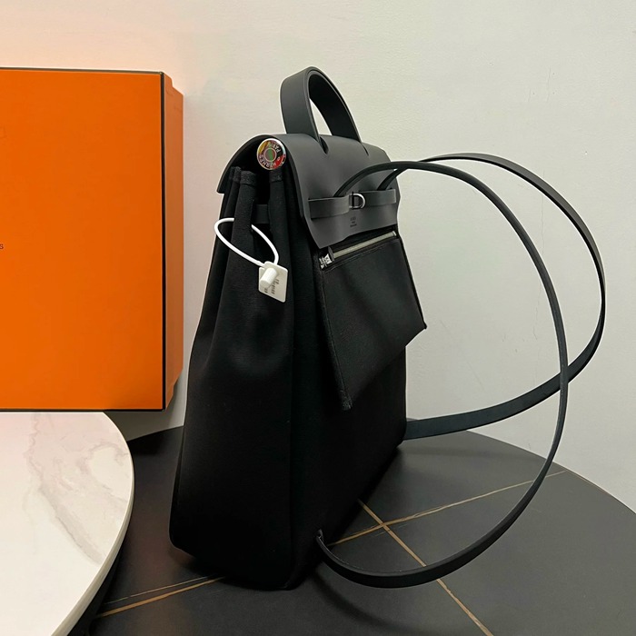 HERMES ピュアブラック ハンドバッグ 新作 セミハンドメイド 35×31×10cm サイズ:35×31×10cm