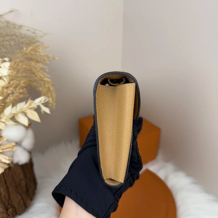 HERMES カーフスキン 斜め掛けバッグ セミハンドメイド 金具ゴールド/シルバー 10×2.5cm サイズ:24×10×2.5cm