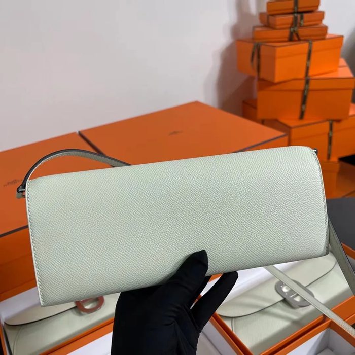 HERMES カーフスキン 脇下バッグ セミハンドメイド 24cm サイズ:24cm