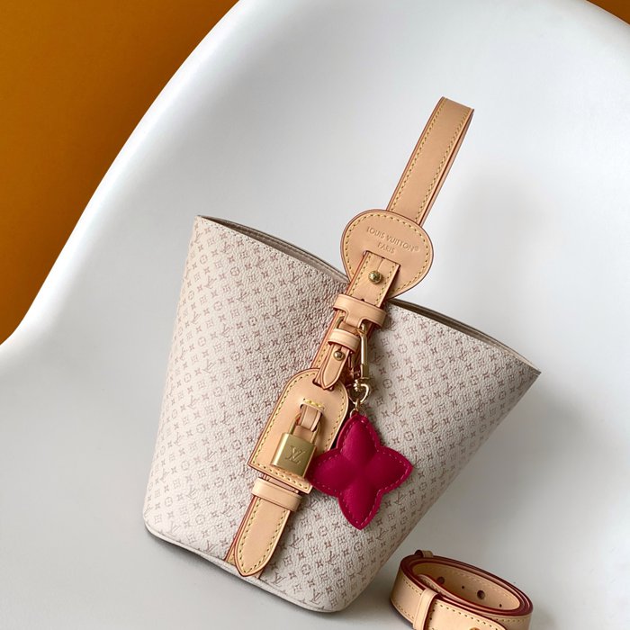 LOUIS VUITTON M15130 牛皮 モノグラム ハンドバッグ 18x16x12cm サイズ:18x16x12cm