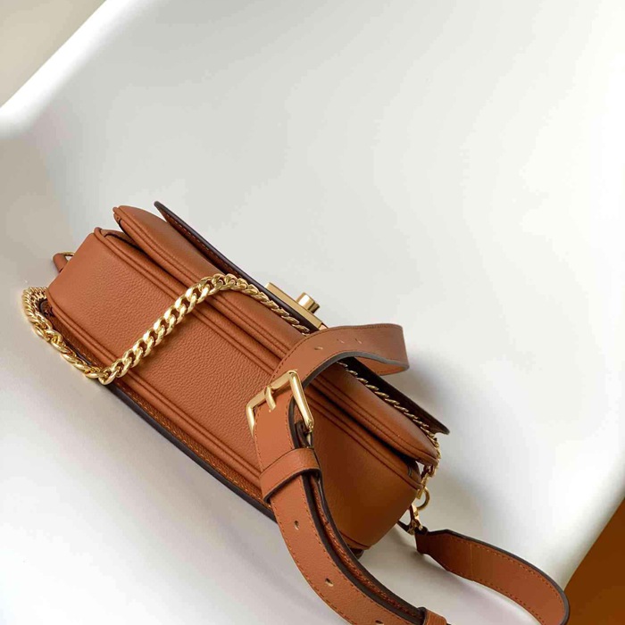 LOUIS VUITTON M22952 牛皮 ブラック ハンドバッグ チェーン 22x16x9.5cm サイズ:22x16x9.5cm