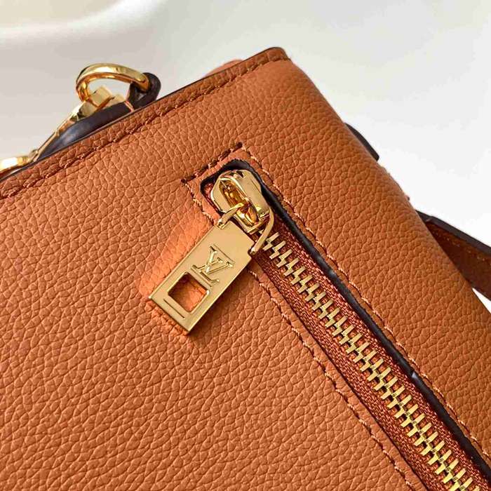 LOUIS VUITTON M22952 牛皮 ブラック ハンドバッグ チェーン 22x16x9.5cm サイズ:22x16x9.5cm