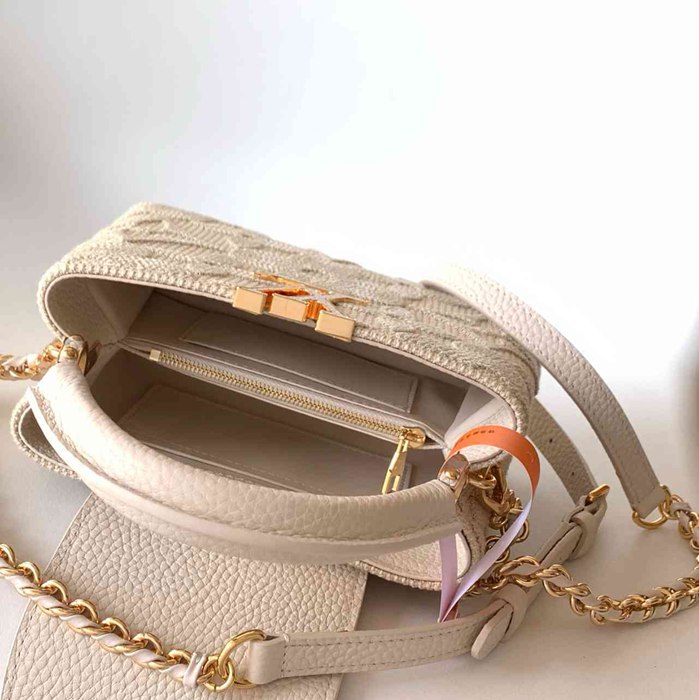 LOUIS VUITTON M14389 牛皮 モノグラム ゴールド 財布 手提げリュック 21x13.6cm サイズ:21x13.6cm