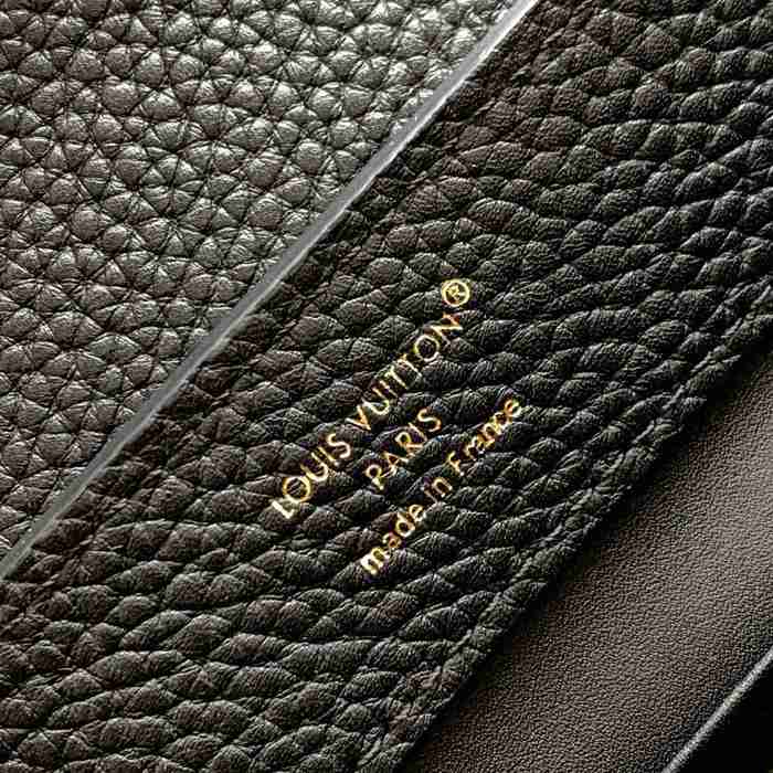 LOUIS VUITTON M11964 牛皮 クラシック ブラック ハンドバッグ 斜め掛けフラップ 27x17.3cm サイズ:27x17.3cm