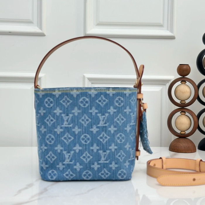 LOUIS VUITTON M28107 デニム 配色 デニム ショルダーバッグ ショルダー 18x16x12cm サイズ:18x16x12cm