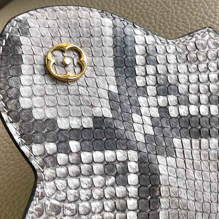 LOUIS VUITTON M8004 牛皮 モノグラム 斜め掛けバッグ 斜め掛け手提げフラップ 31.5x20x11cm サイズ:31.5x20x11cm