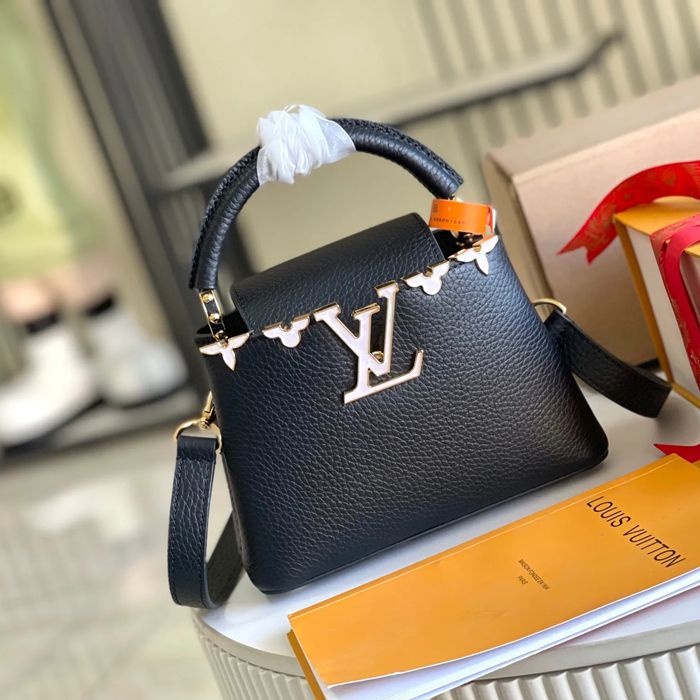 LOUIS VUITTON M23263 PU モノグラム ブラック 斜め掛けバッグ 斜め掛け 21x14cm サイズ:21x14cm