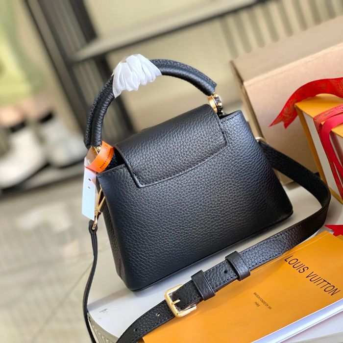 LOUIS VUITTON M23263 PU モノグラム ブラック 斜め掛けバッグ 斜め掛け 21x14cm サイズ:21x14cm