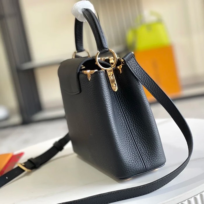 LOUIS VUITTON M54663 モノグラム ブラック 斜め掛けバッグ 斜め掛け 27x18cm サイズ:27x18cm