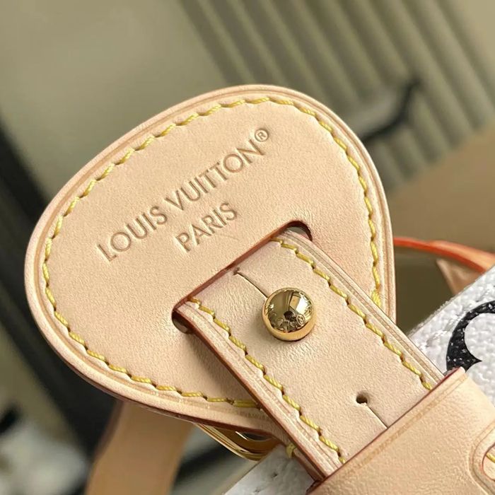 LOUIS VUITTON M13089 斜め掛けバッグ 斜め掛け 18.5x16x12cm サイズ:18.5x16x12cm