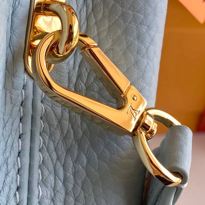 LOUIS VUITTON M21165 スネークレザー 斜め掛けバッグ 斜め掛け手提げフラップ 21x14cm サイズ:21x14cm